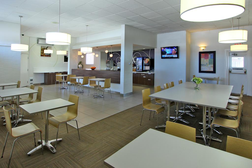 Rodd Moncton Hotel Exterior photo