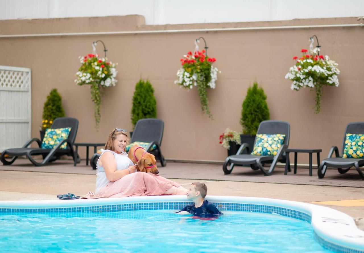Rodd Moncton Hotel Exterior photo